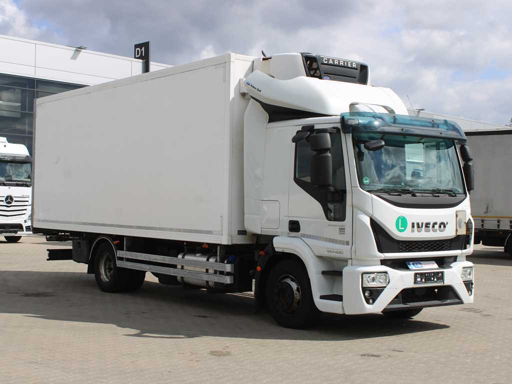 Iveco EUROCARGO 120E, EURO 6, INDEPENDENT AIR CONDITIONING, CARRIER SUPRA 450 - Camion frigider: Foto 3 Iveco EUROCARGO 120E, EURO 6, INDEPENDENT AIR CONDITIONING, CARRIER SUPRA 450 - Camion frigider: Foto 3