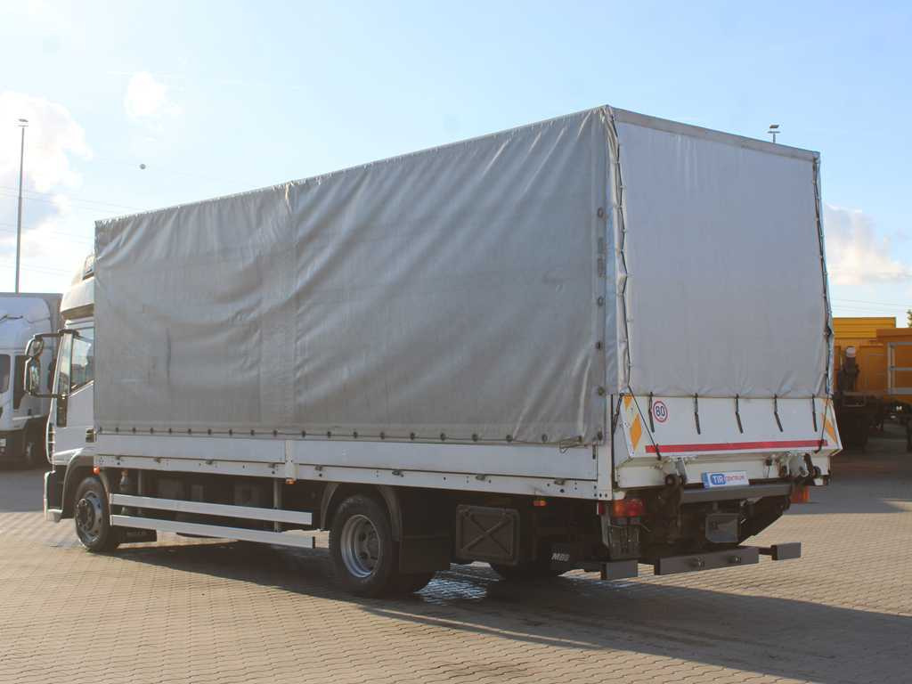 Iveco EUROCARGO 120E25, EURO 5, SIDE BOARD, HYDRAULIC FRONT - Camion cu prelată: Foto 5 Iveco EUROCARGO 120E25, EURO 5, SIDE BOARD, HYDRAULIC FRONT - Camion cu prelată: Foto 5