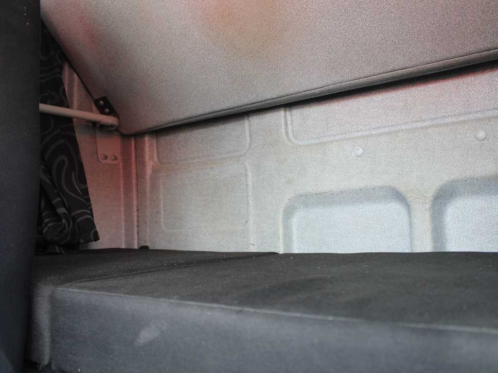 Camion cu prelată Iveco EUROCARGO 160E28, EURO 6: Foto 16