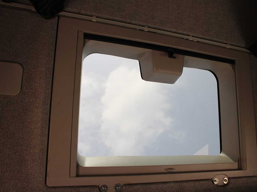 Camion cu prelată Iveco EUROCARGO 160E28, EURO 6: Foto 19