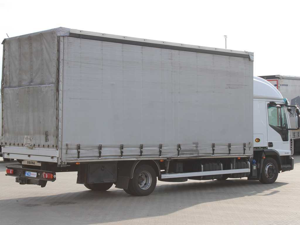 Iveco EUROCARGO 75E210, EURO 6, PNEU 80% - Camion cu prelată: Foto 4 Iveco EUROCARGO 75E210, EURO 6, PNEU 80% - Camion cu prelată: Foto 4