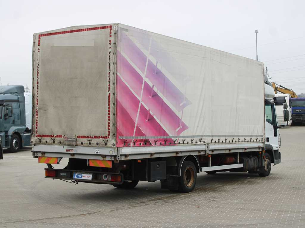 Iveco EUROCARGO ML 75 E 15, EURO 3, SLEEPING BODY - Camion cu prelată: Foto 4 Iveco EUROCARGO ML 75 E 15, EURO 3, SLEEPING BODY - Camion cu prelată: Foto 4