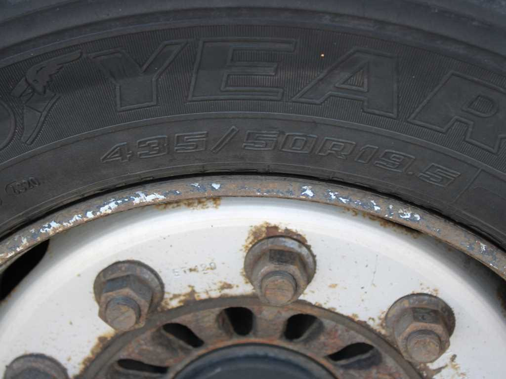 Semiremorcă prelată Kögel SN 24 MEGA, SAF, LOWDECK, LIFT AXLE, LIFTING ROOF, MULTILOCK: Foto 8 Semiremorcă prelată Kögel SN 24 MEGA, SAF, LOWDECK, LIFT AXLE, LIFTING ROOF, MULTILOCK: Foto 8