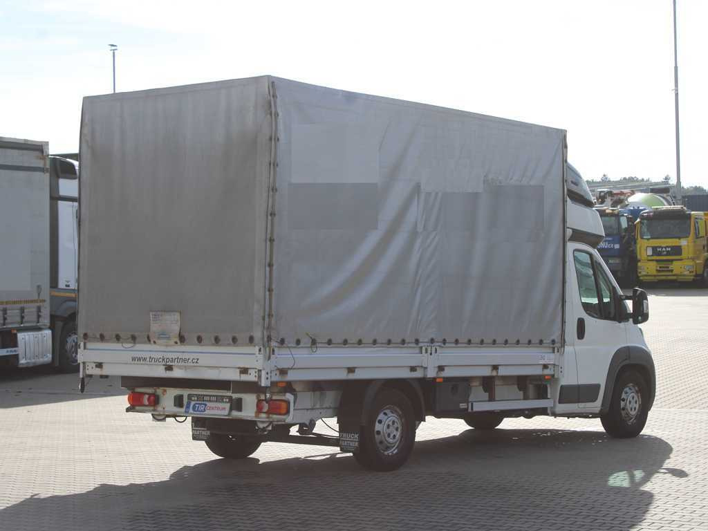 Peugeot Boxer, EURO 6, SIDE PANEL, TIRES 80% - Autoutilitară cu prelată: Foto 4 Peugeot Boxer, EURO 6, SIDE PANEL, TIRES 80% - Autoutilitară cu prelată: Foto 4