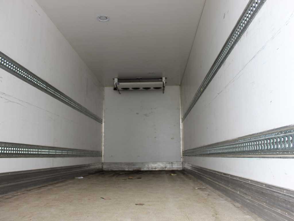 Svan CHT 202, CARRIER SUPRA 850 U, ELECTRIC CONNECTION - Remorcă frigider: Foto 2 Svan CHT 202, CARRIER SUPRA 850 U, ELECTRIC CONNECTION - Remorcă frigider: Foto 2