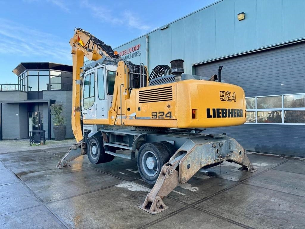 Excavator pentru manipulare de materiale Liebherr A 924 C: Foto 8