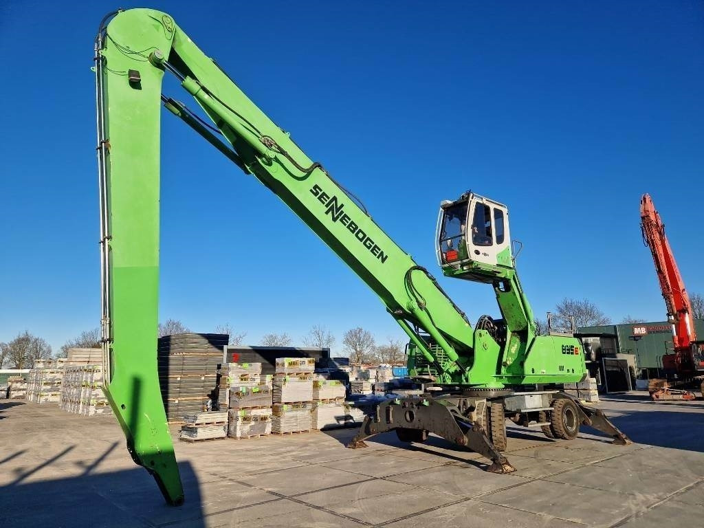 Sennebogen 835M E - Excavator pentru manipulare de materiale: Foto 2 Sennebogen 835M E - Excavator pentru manipulare de materiale: Foto 2