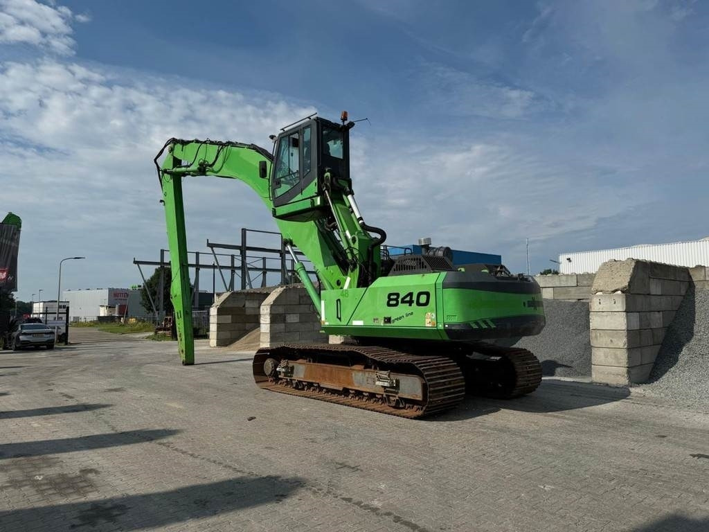 Sennebogen 840R - Excavator pentru manipulare de materiale: Foto 3 Sennebogen 840R - Excavator pentru manipulare de materiale: Foto 3