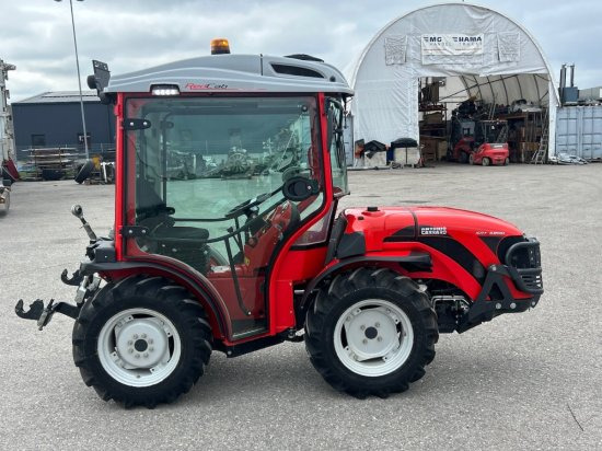 Antonio Carraro SRX 5800 TORA REDCAB, YANMAR; RADIO; KLIMA; RevGuide - Tractor mic: Foto 4 Antonio Carraro SRX 5800 TORA REDCAB, YANMAR; RADIO; KLIMA; RevGuide - Tractor mic: Foto 4