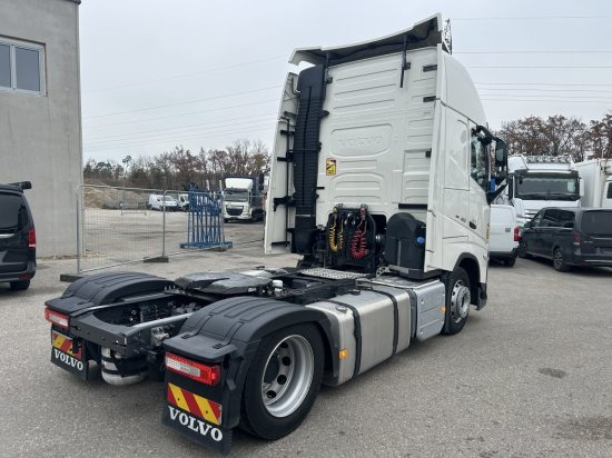 Volvo FH 460 E6, Low Deck , I Save I-Shift, Standklima - Cap tractor: Foto 4 Volvo FH 460 E6, Low Deck , I Save I-Shift, Standklima - Cap tractor: Foto 4