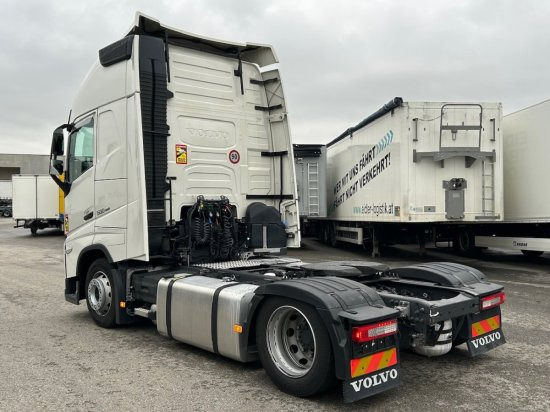 Volvo FH 500 E6, Low Deck, I-Shift, Voll-Luft, Standklima - Cap tractor: Foto 4 Volvo FH 500 E6, Low Deck, I-Shift, Voll-Luft, Standklima - Cap tractor: Foto 4