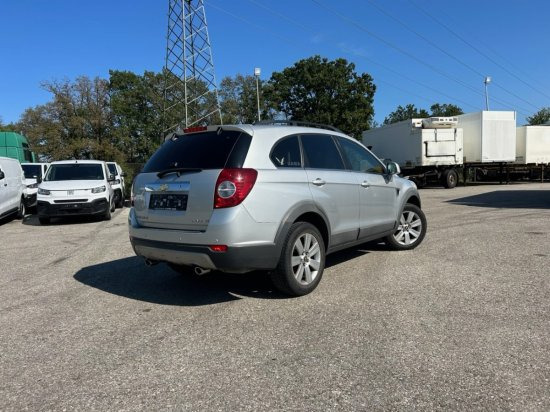 Chevrolet Captiva 3,2 V6 - SUV: Foto 4 Chevrolet Captiva 3,2 V6 - SUV: Foto 4