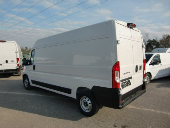 Fiat Ducato MAXI L3H2 140Ps, Klima, Rückfahrkamera, Automatik, 3 Stück auf Lager! - Dubă: Foto 4 Fiat Ducato MAXI L3H2 140Ps, Klima, Rückfahrkamera, Automatik, 3 Stück auf Lager! - Dubă: Foto 4