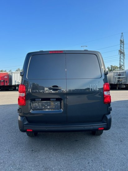 Fiat Scudo Maxi BlueDHi 120 6-Gang - Dubă: Foto 5 Fiat Scudo Maxi BlueDHi 120 6-Gang - Dubă: Foto 5