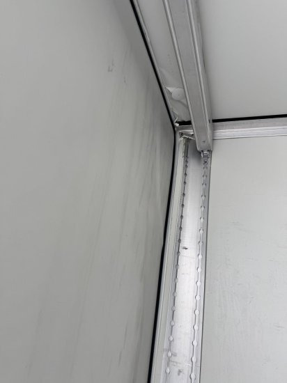 Krone Cool Liner, Thermo King SLX 300 , kleiner Schaden links hinten - Semiremorcă izoterma: Foto 5 Krone Cool Liner, Thermo King SLX 300 , kleiner Schaden links hinten - Semiremorcă izoterma: Foto 5