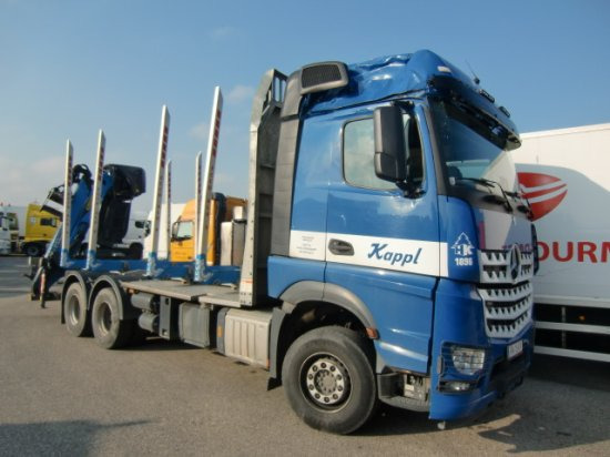 Mercedes-Benz Arocs 3353 6x4 Holztransp., Palfinger Kran Epsilon - Camion forestier, Camion cu macara: Foto 1 Mercedes-Benz Arocs 3353 6x4 Holztransp., Palfinger Kran Epsilon - Camion forestier, Camion cu macara: Foto 1