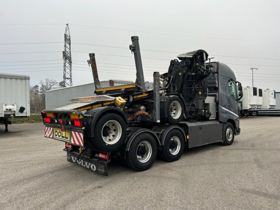 Volvo FH 16 650 6x4 Langholzzug + Doll M2K-9L Nachläufer mit Palfinger Epsilon S260C96, I-Shift, Retarder, - Camion forestier, Camion cu macara: Foto 5 Volvo FH 16 650 6x4 Langholzzug + Doll M2K-9L Nachläufer mit Palfinger Epsilon S260C96, I-Shift, Retarder, - Camion forestier, Camion cu macara: Foto 5