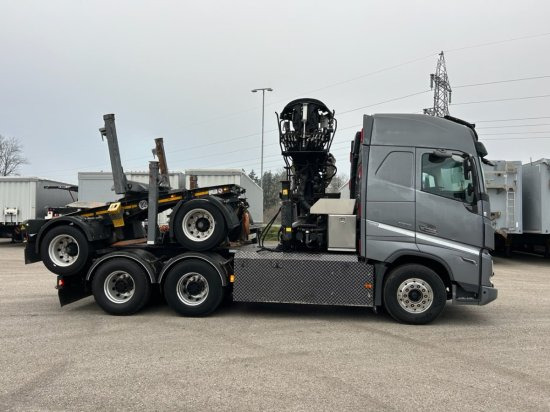 Volvo FH 16 650 6x4 Langholzzug + Doll M2K-9L Nachläufer mit Palfinger Epsilon S260C96, I-Shift, Retarder, - Camion forestier, Camion cu macara: Foto 4 Volvo FH 16 650 6x4 Langholzzug + Doll M2K-9L Nachläufer mit Palfinger Epsilon S260C96, I-Shift, Retarder, - Camion forestier, Camion cu macara: Foto 4