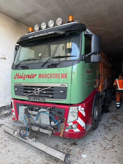 Volvo Roto Hochdruck Kehrmaschine 300 Bar, Beam A/S ,Voll Funktionstüchtig - Măturătoare stradală: Foto 2 Volvo Roto Hochdruck Kehrmaschine 300 Bar, Beam A/S ,Voll Funktionstüchtig - Măturătoare stradală: Foto 2