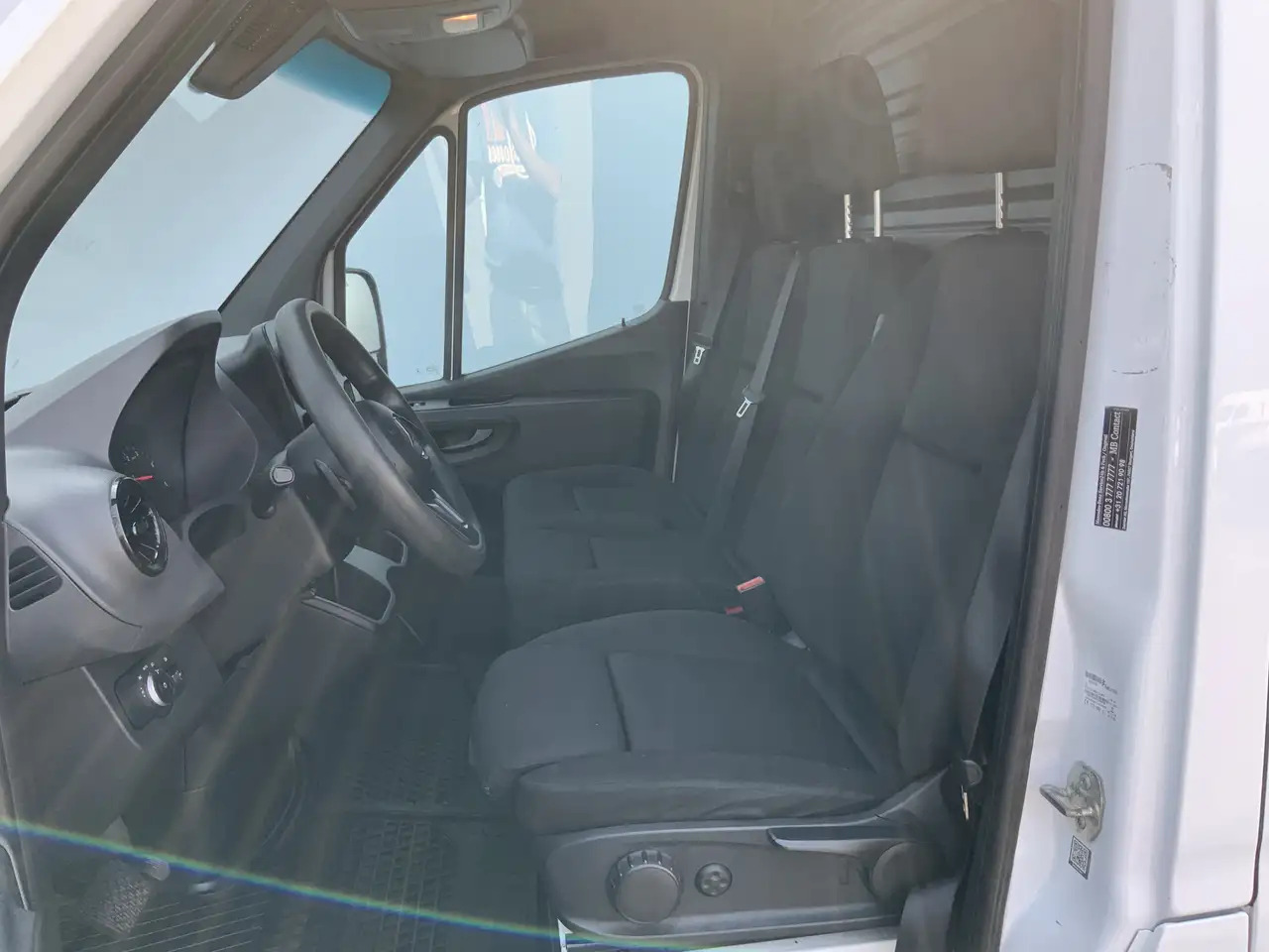 Mercedes-Benz Sprinter 311 2.2 CDI L2H2 Automaat Airco 3 Zits 2000 kg Sid - Alte utilaje: Foto 4 Mercedes-Benz Sprinter 311 2.2 CDI L2H2 Automaat Airco 3 Zits 2000 kg Sid - Alte utilaje: Foto 4