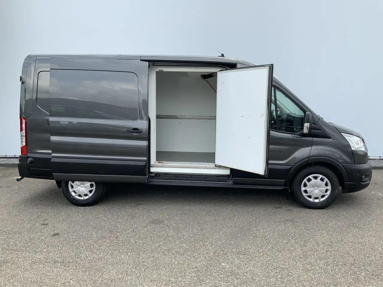 Ford Transit 350 2.0 TDCI L3H2 Trend Koelauto & Vries Automaat - Autoutilitară frigorifica: Foto 4 Ford Transit 350 2.0 TDCI L3H2 Trend Koelauto & Vries Automaat - Autoutilitară frigorifica: Foto 4