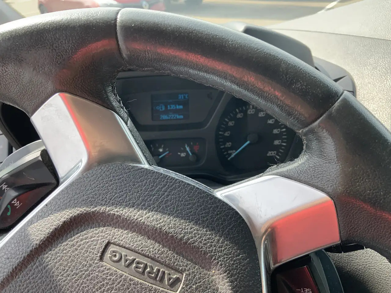 Ford Transit Custom 290 2.2 TDCI L1H2 Trend Airco Cruise 3 Zits Trekha - Dubă: Foto 5 Ford Transit Custom 290 2.2 TDCI L1H2 Trend Airco Cruise 3 Zits Trekha - Dubă: Foto 5