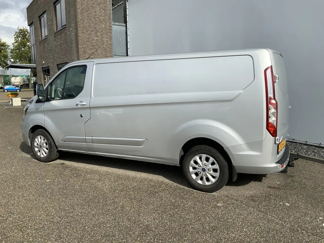 Ford Transit Custom 300 2.0 TDCI (MOTOR DEFECT!!) L2H2 Airco Navi 3 Zi - Dubă: Foto 3 Ford Transit Custom 300 2.0 TDCI (MOTOR DEFECT!!) L2H2 Airco Navi 3 Zi - Dubă: Foto 3