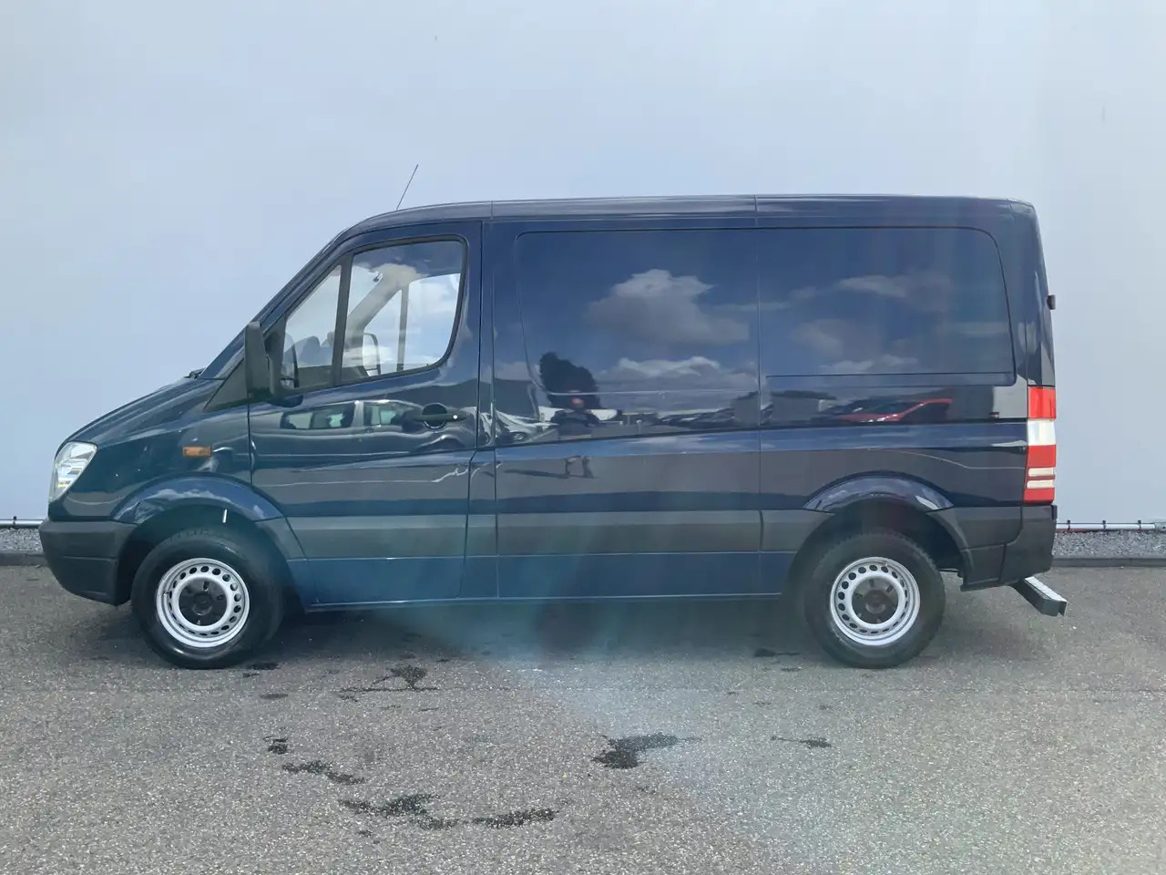 Mercedes-Benz Sprinter 210 2.2 CDI 325 L1H1 Airco Cruise 3 Zits Opstap Ba - Dubă: Foto 3 Mercedes-Benz Sprinter 210 2.2 CDI 325 L1H1 Airco Cruise 3 Zits Opstap Ba - Dubă: Foto 3