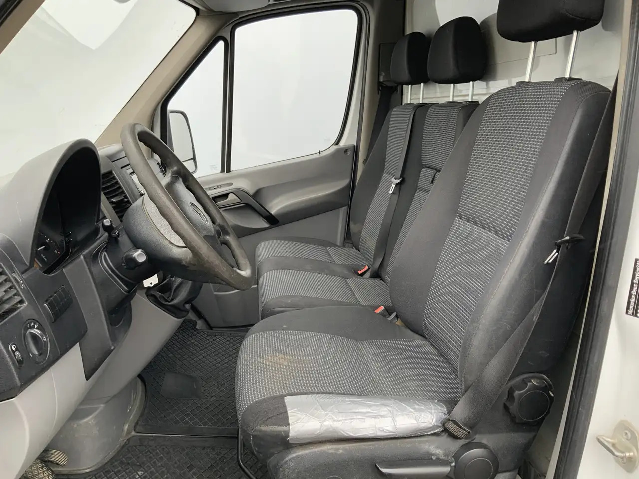Mercedes-Benz Sprinter 513 2.2 CDI 432 Meubelbak & Deuren 3 Zits Cruise T - Autoutilitară box: Foto 4 Mercedes-Benz Sprinter 513 2.2 CDI 432 Meubelbak & Deuren 3 Zits Cruise T - Autoutilitară box: Foto 4