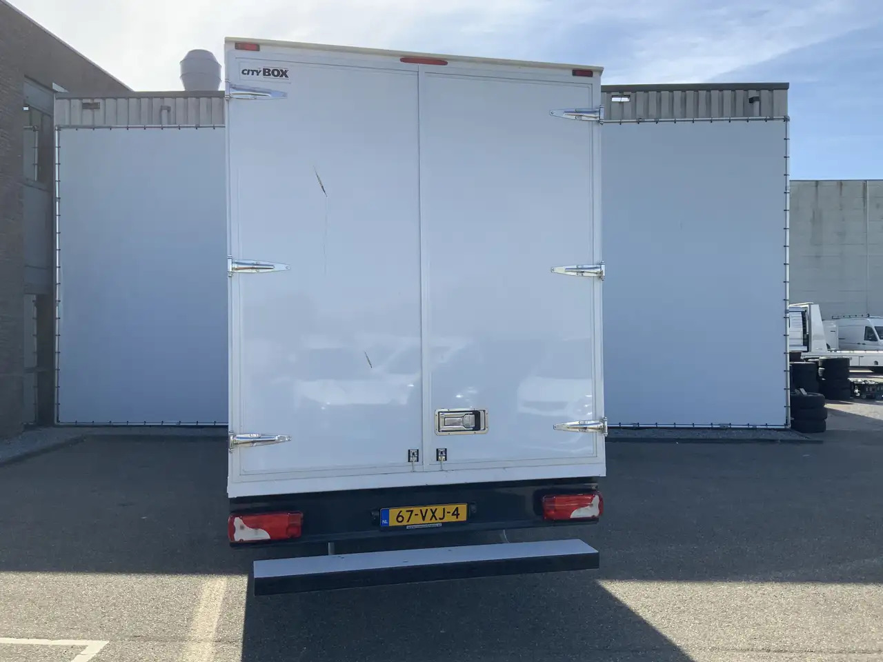 Mercedes-Benz Sprinter 515 2.2 CDI 432 Meubelbak 5,10 MTR.&Deuren Airco 3 - Autoutilitară box: Foto 2 Mercedes-Benz Sprinter 515 2.2 CDI 432 Meubelbak 5,10 MTR.&Deuren Airco 3 - Autoutilitară box: Foto 2