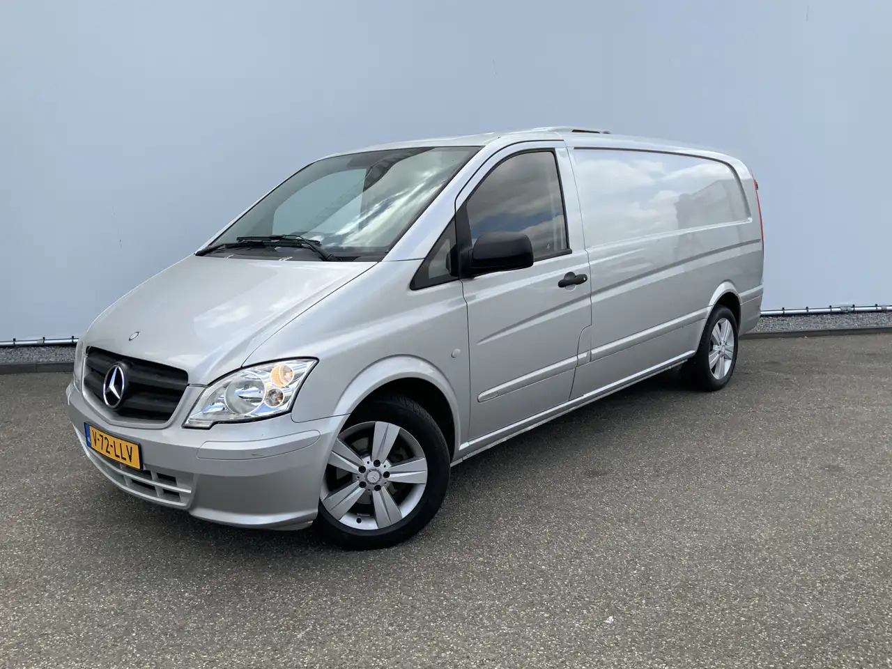 Mercedes-Benz Vito 122 CDI Automaat Koel Auto werkt 100 % 0.gr Airco - Autoutilitară frigorifica: Foto 1 Mercedes-Benz Vito 122 CDI Automaat Koel Auto werkt 100 % 0.gr Airco - Autoutilitară frigorifica: Foto 1