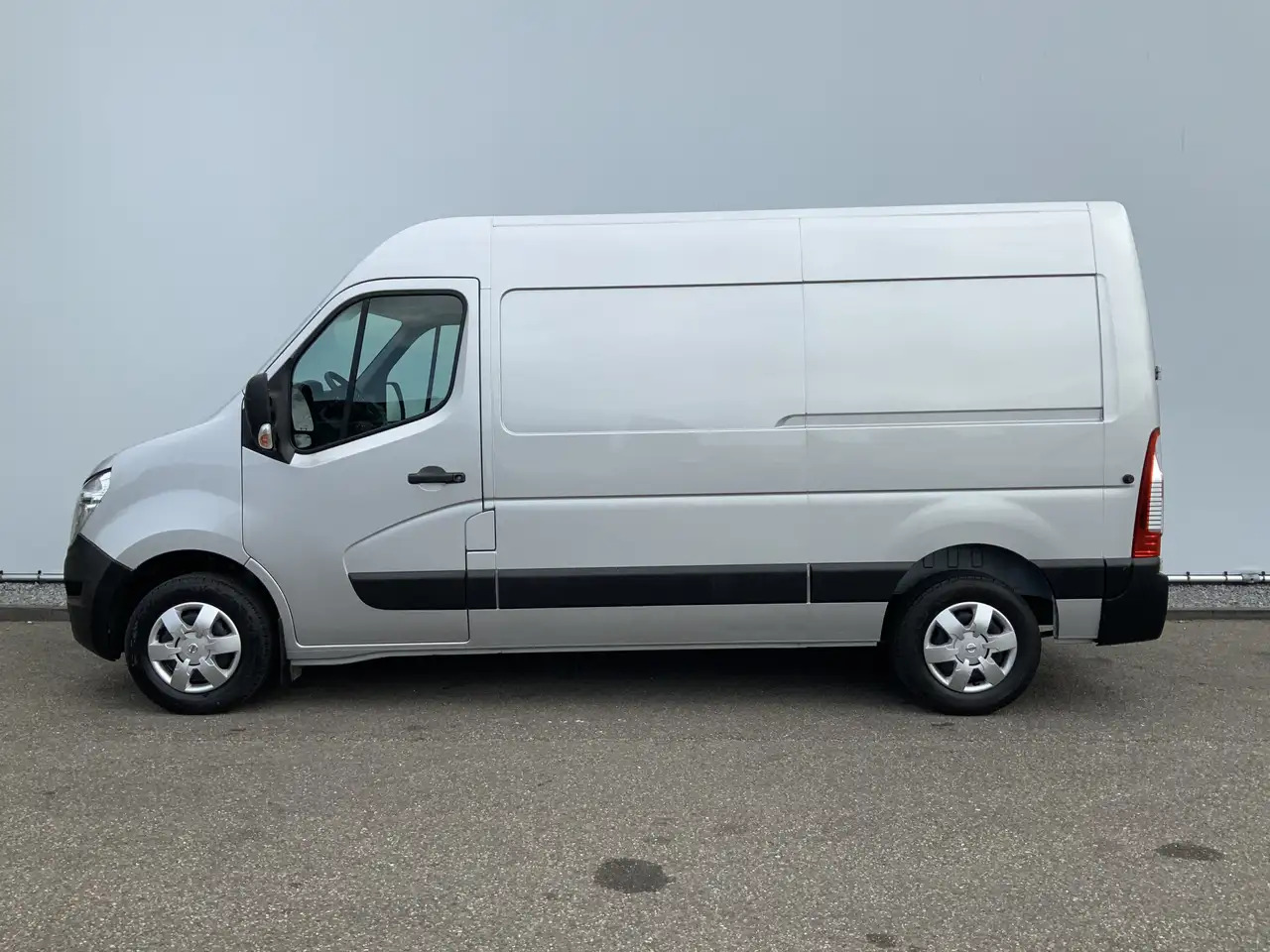 Nissan Interstar 2.3 dCi L2H2 Acenta Airco Cruise 3 Zits Camera Nav - Dubă: Foto 3 Nissan Interstar 2.3 dCi L2H2 Acenta Airco Cruise 3 Zits Camera Nav - Dubă: Foto 3