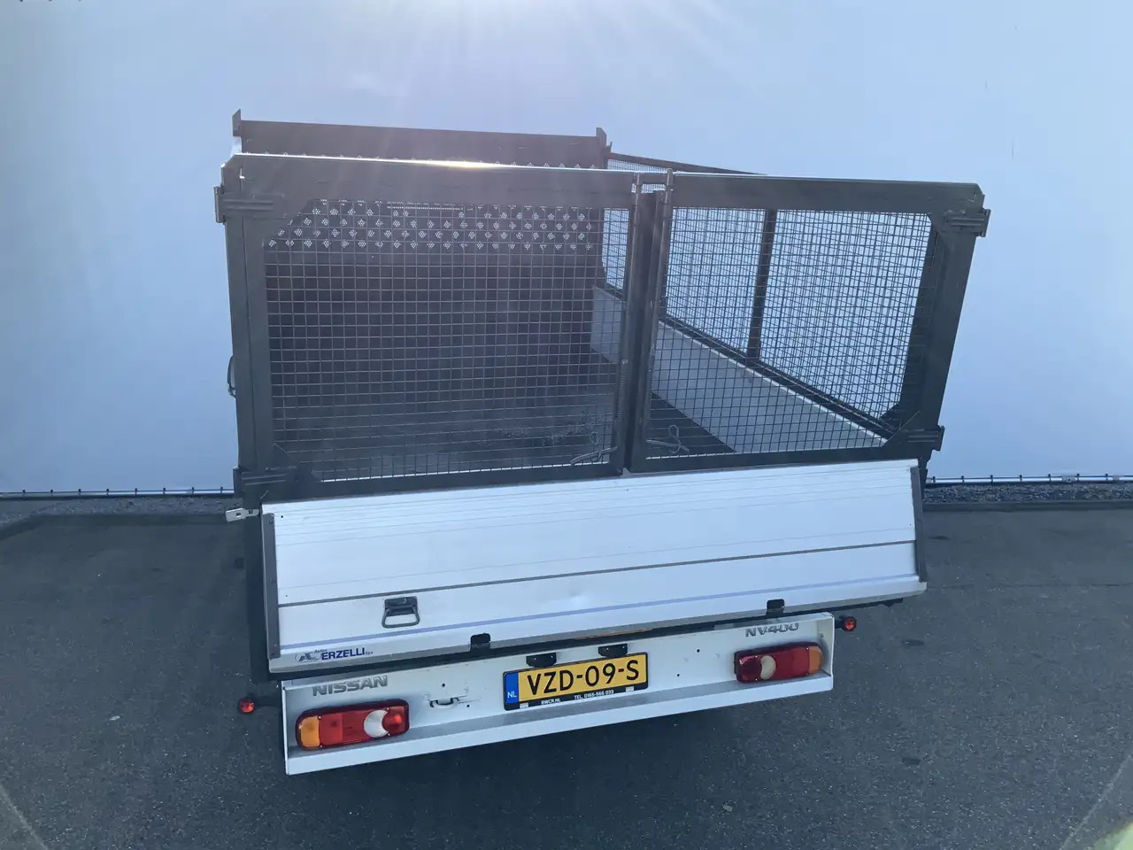 Nissan NV400 2.3 dCi L3H1 Dub Cab 3 Zijde Kipper Airco Bakmaat - Autoutilitară basculantă, Autoutilitară cabină dublă: Foto 2 Nissan NV400 2.3 dCi L3H1 Dub Cab 3 Zijde Kipper Airco Bakmaat - Autoutilitară basculantă, Autoutilitară cabină dublă: Foto 2