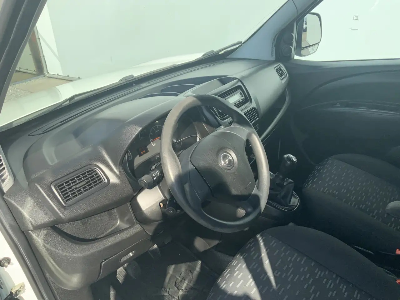 Opel Combo 1.3 CDTi L1H1 EXPORT ecoFLEX Edition Airco Trekhaa - Autoutilitară compactă: Foto 5 Opel Combo 1.3 CDTi L1H1 EXPORT ecoFLEX Edition Airco Trekhaa - Autoutilitară compactă: Foto 5