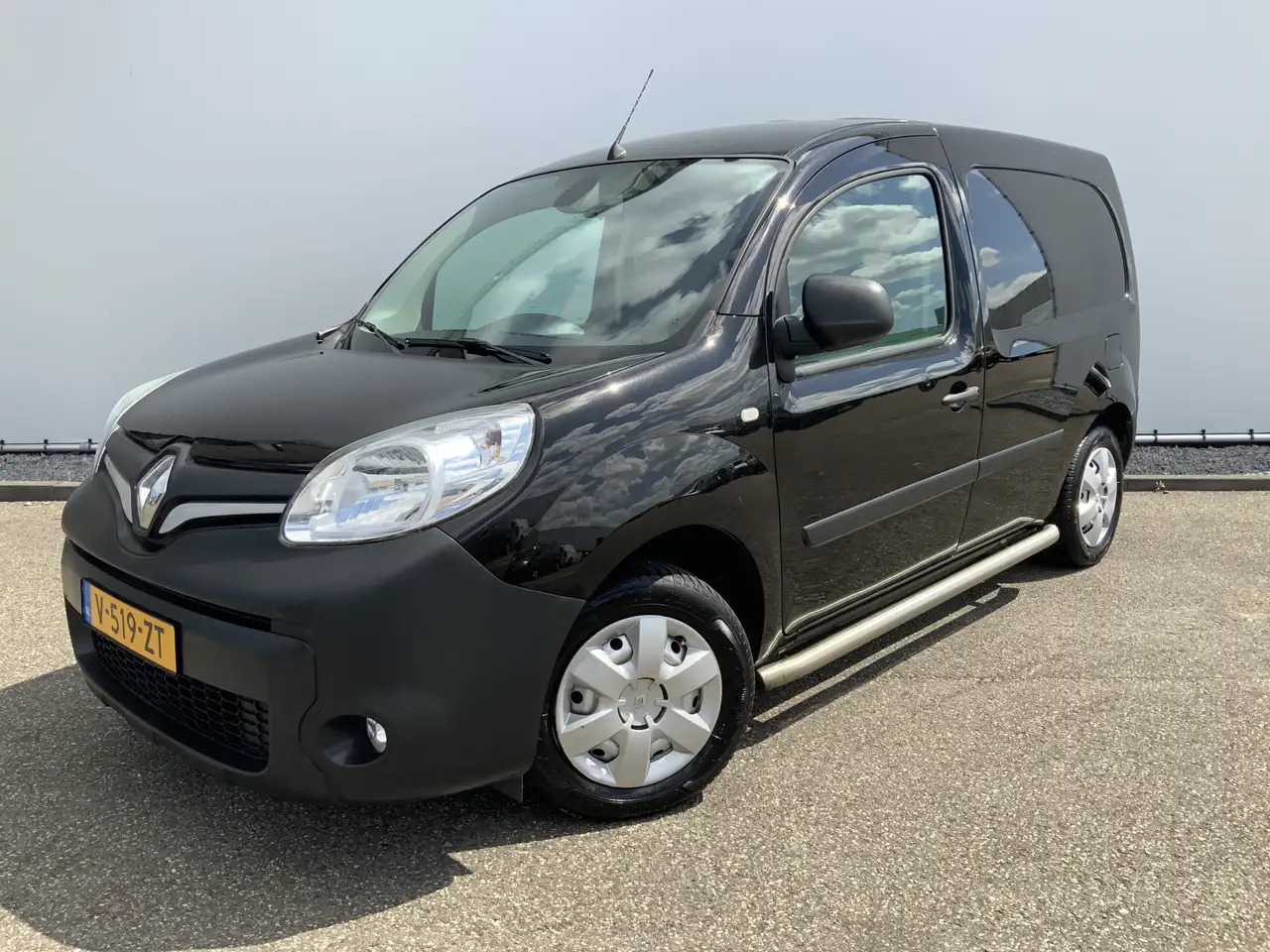Renault Kangoo 1.5 dCi 90 Energy Comfort Plus .Sortimo Kasten Com - Autoutilitară compactă, Maşina comunala: Foto 1 Renault Kangoo 1.5 dCi 90 Energy Comfort Plus .Sortimo Kasten Com - Autoutilitară compactă, Maşina comunala: Foto 1