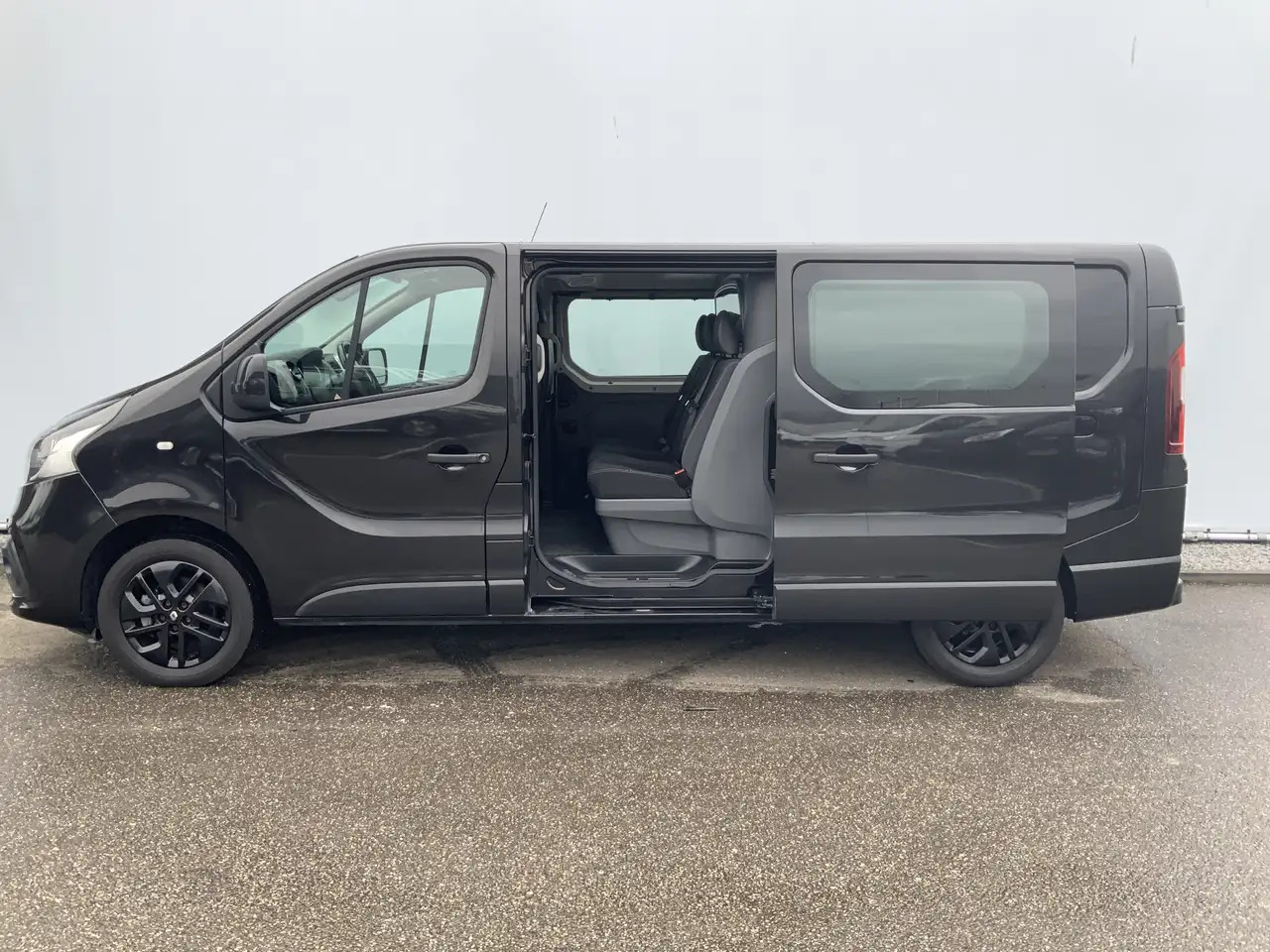 Renault Trafic 1.6 dCi T29 L2H1 Dub Cab 5 Zits Airco Cruise Navi - Autoutilitară cabină dublă: Foto 5 Renault Trafic 1.6 dCi T29 L2H1 Dub Cab 5 Zits Airco Cruise Navi - Autoutilitară cabină dublă: Foto 5