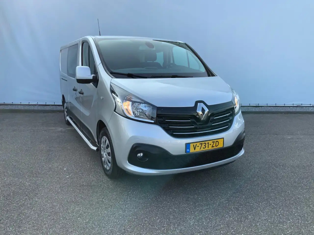 Renault Trafic 1.6 dCi T29 L2H1 Dub Cab Airco Camera Navi Trekhaa - Autoutilitară cabină dublă: Foto 3 Renault Trafic 1.6 dCi T29 L2H1 Dub Cab Airco Camera Navi Trekhaa - Autoutilitară cabină dublă: Foto 3