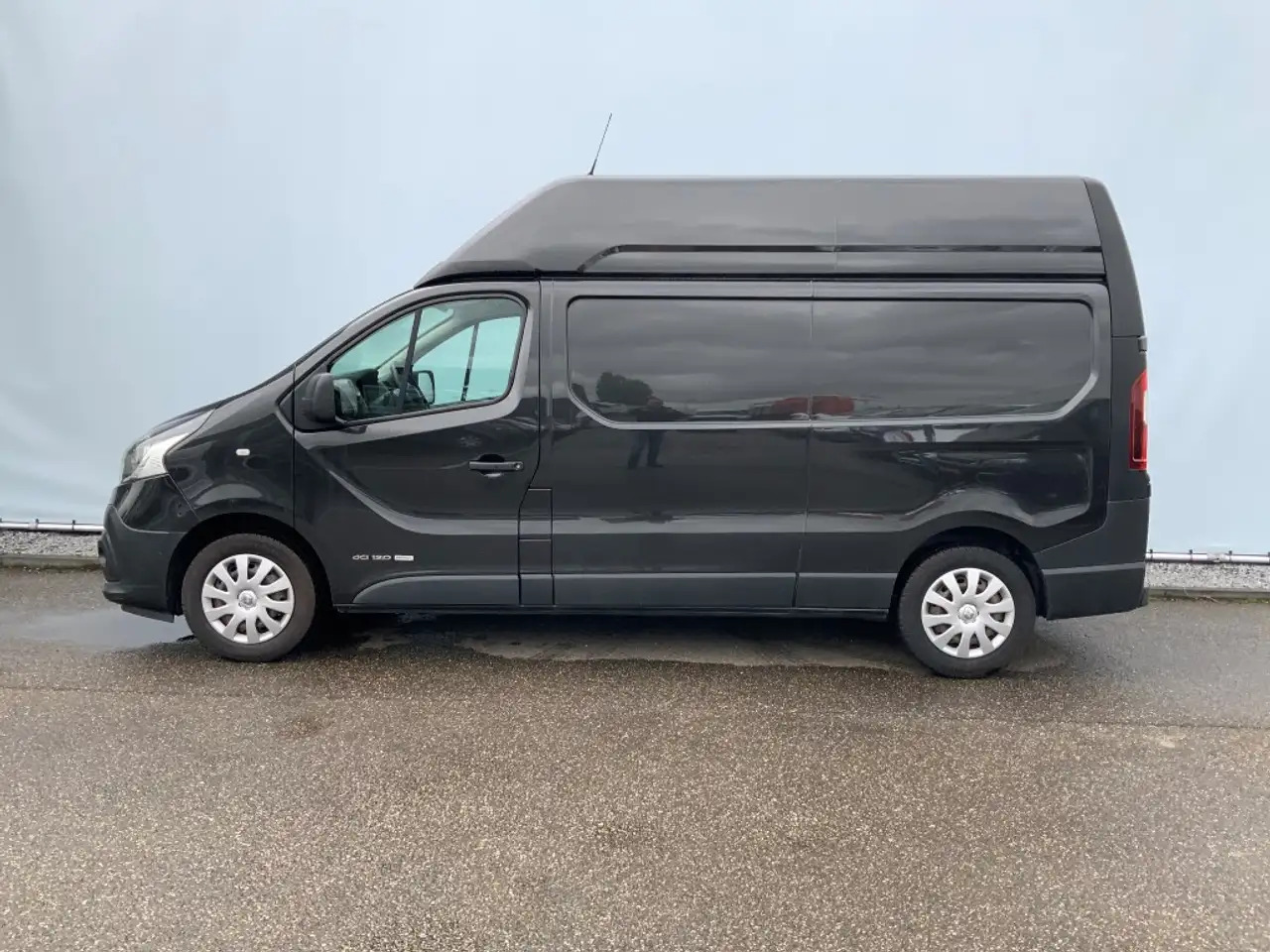 Renault Trafic 1.6 dCi T29 L2H2 Comfort Energy Airco Cruise 3 Zit - Dubă: Foto 4 Renault Trafic 1.6 dCi T29 L2H2 Comfort Energy Airco Cruise 3 Zit - Dubă: Foto 4