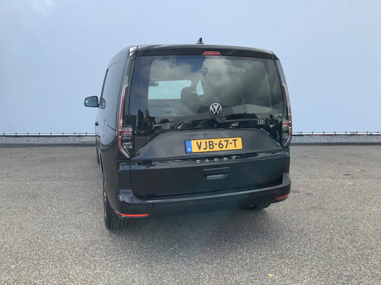 Volkswagen Caddy Cargo 2.0 TDI 1st Edition Automaat Airco Cruise Le - Autoutilitară compactă: Foto 2 Volkswagen Caddy Cargo 2.0 TDI 1st Edition Automaat Airco Cruise Le - Autoutilitară compactă: Foto 2
