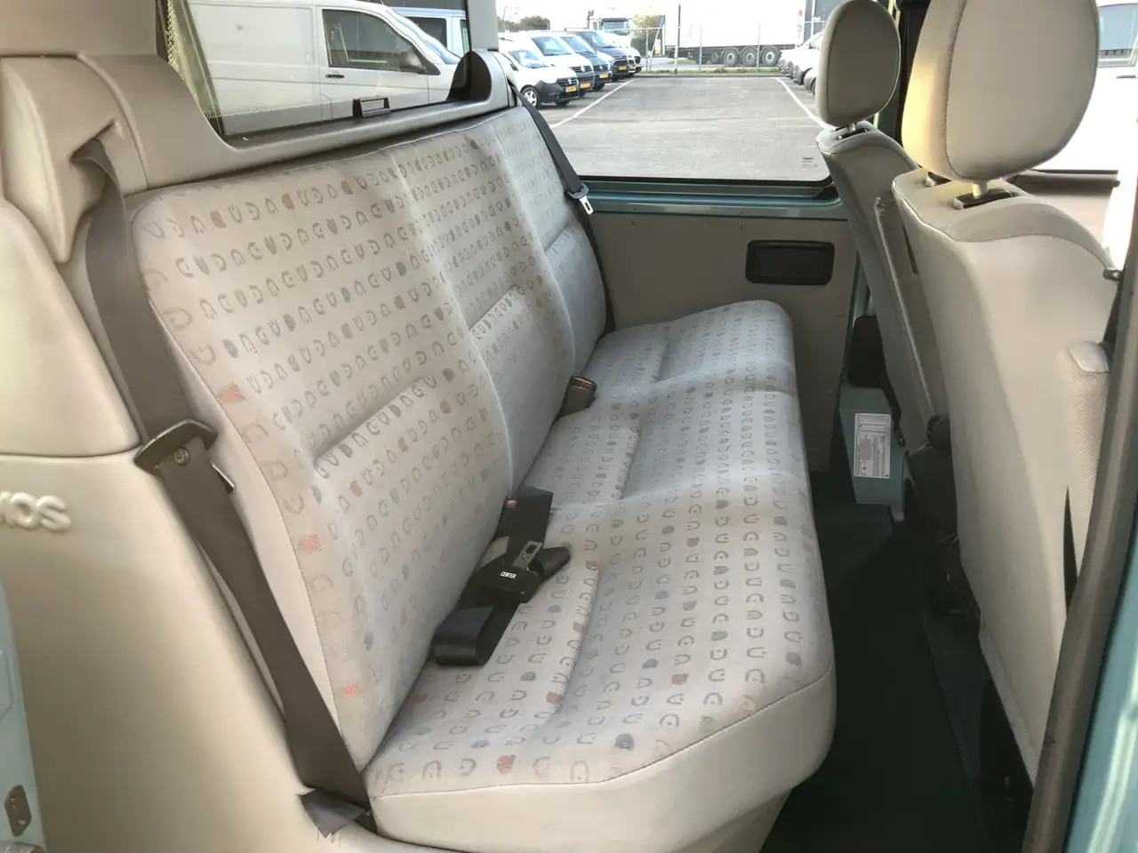 Volkswagen MARGE ! 2.5 TDI 292 Dub Cab 5 Zits Airco Cruise Tr - Autoutilitară cabină dublă: Foto 5 Volkswagen MARGE ! 2.5 TDI 292 Dub Cab 5 Zits Airco Cruise Tr - Autoutilitară cabină dublă: Foto 5