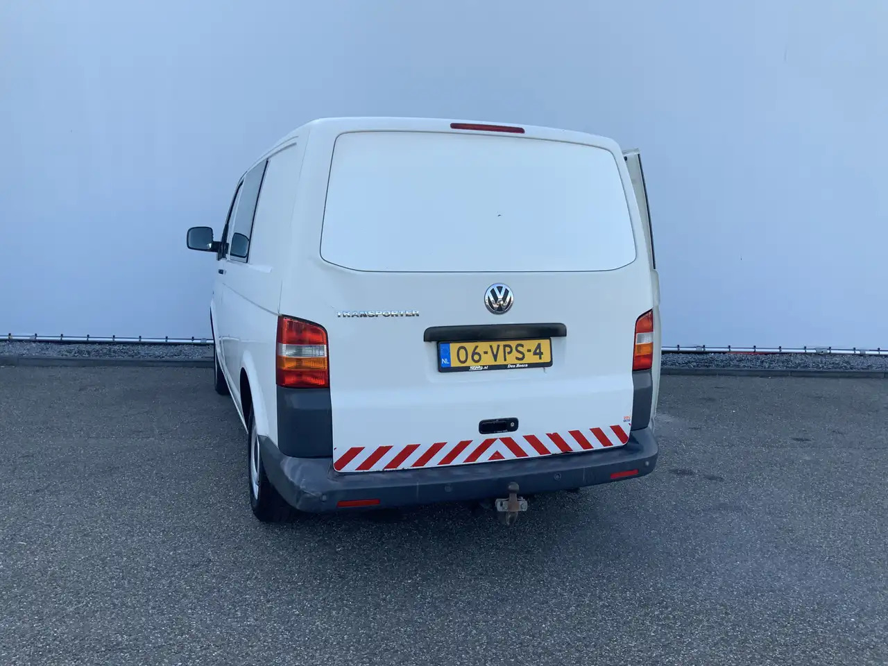 Volkswagen T5 Transporter 2.5 TDI 300 Budgetline Automaat DubCab Airco Trekh - Autoutilitară cabină dublă: Foto 2 Volkswagen T5 Transporter 2.5 TDI 300 Budgetline Automaat DubCab Airco Trekh - Autoutilitară cabină dublă: Foto 2