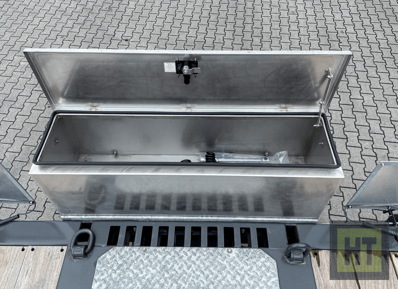 FAYMONVILLE MAX Trailer 3(1+2)-Achs-Anhänger mit hydr. Rampen - Remorcă transport agabaritic: Foto 4 FAYMONVILLE MAX Trailer 3(1+2)-Achs-Anhänger mit hydr. Rampen - Remorcă transport agabaritic: Foto 4