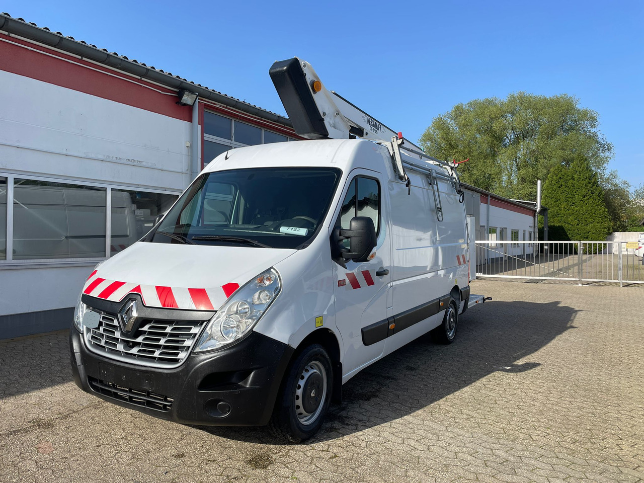 Renault Master Hubarbeitsbühne Time Versalift ETL-32-125 - Camion cu nacela: Foto 1 Renault Master Hubarbeitsbühne Time Versalift ETL-32-125 - Camion cu nacela: Foto 1