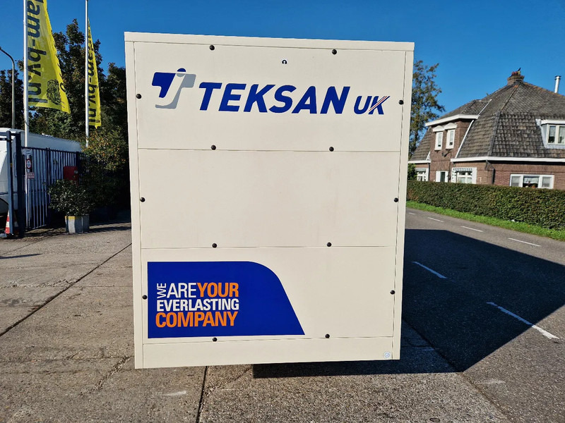 Doosan Teksan TJ440DW generator 440kVA Doosan 8-cilinder UNUSED - Generator electric: Foto 2 Doosan Teksan TJ440DW generator 440kVA Doosan 8-cilinder UNUSED - Generator electric: Foto 2