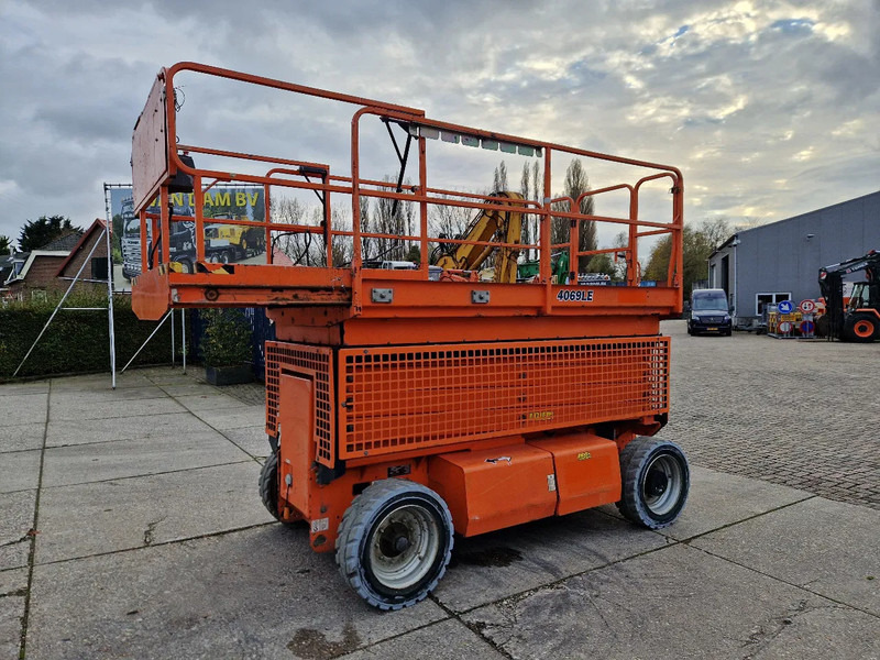 JLG 4069LE met maar 419 uur - Platforma foarfeca: Foto 1 JLG 4069LE met maar 419 uur - Platforma foarfeca: Foto 1