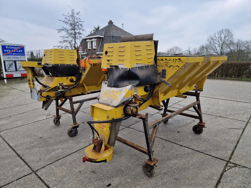 Jongerius droog zoutstrooiers zo uit het werk - Sararita: Foto 2 Jongerius droog zoutstrooiers zo uit het werk - Sararita: Foto 2