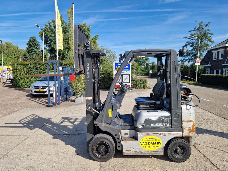 Nissan 1800 kg. LPG met keuring - Stivuitor GPL: Foto 1 Nissan 1800 kg. LPG met keuring - Stivuitor GPL: Foto 1