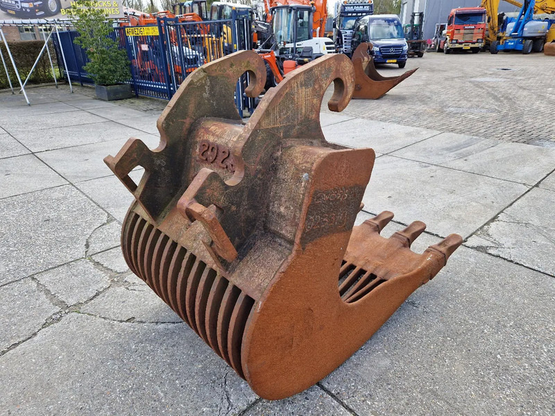 Onbekend puinbak CW55S met zeer nette tanden - Cupă pentru Utilaje constructii: Foto 3 Onbekend puinbak CW55S met zeer nette tanden - Cupă pentru Utilaje constructii: Foto 3