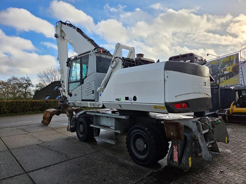 Sennebogen 821 overslagkraan met sorteergrijper - Excavator pentru manipulare de materiale: Foto 4 Sennebogen 821 overslagkraan met sorteergrijper - Excavator pentru manipulare de materiale: Foto 4