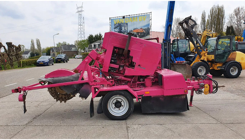 VERMEER SC1102 stobbenfrees/stronkenfrees op aanhanger - Taietor de cioturi: Foto 5 VERMEER SC1102 stobbenfrees/stronkenfrees op aanhanger - Taietor de cioturi: Foto 5